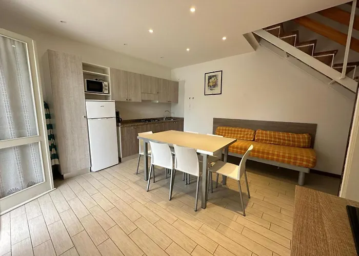 Michelangelo Lotto 3-4 Apartman *